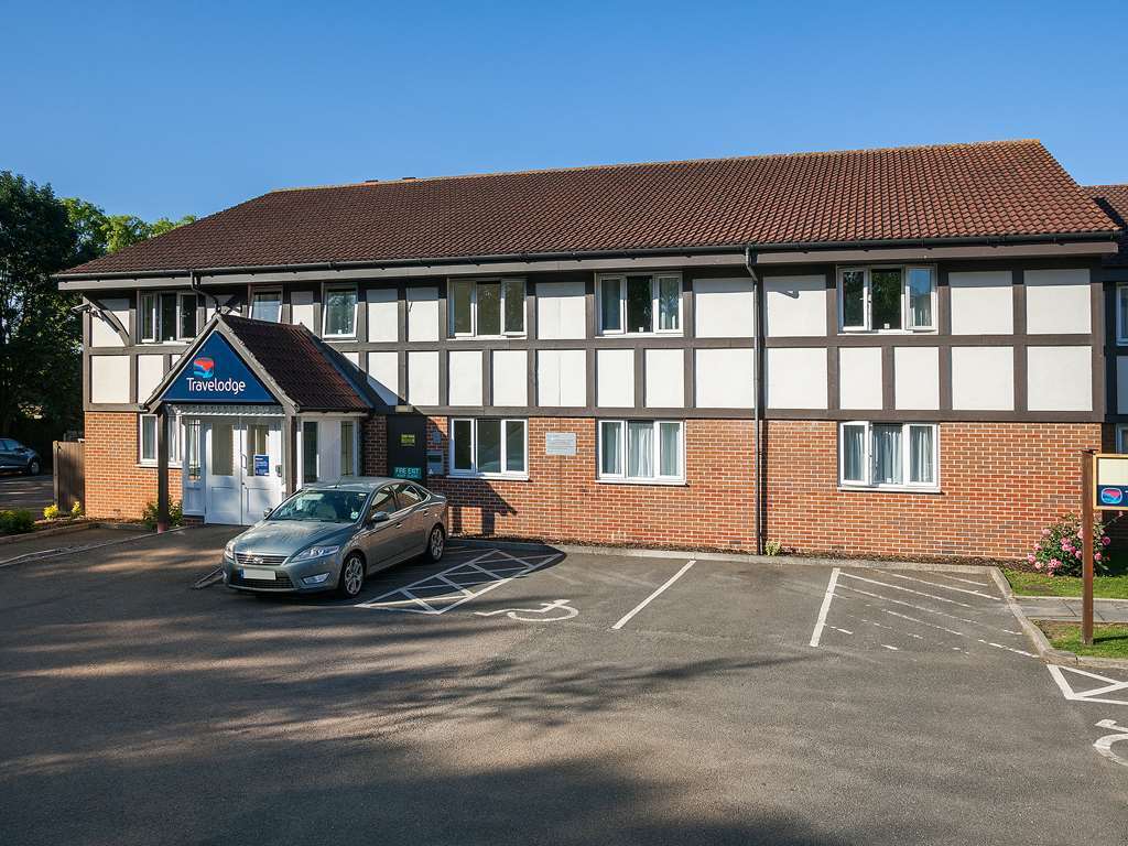 Travelodge Bedford Goldington Road Екстериор снимка