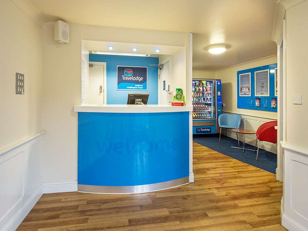 Travelodge Bedford Goldington Road Интериор снимка